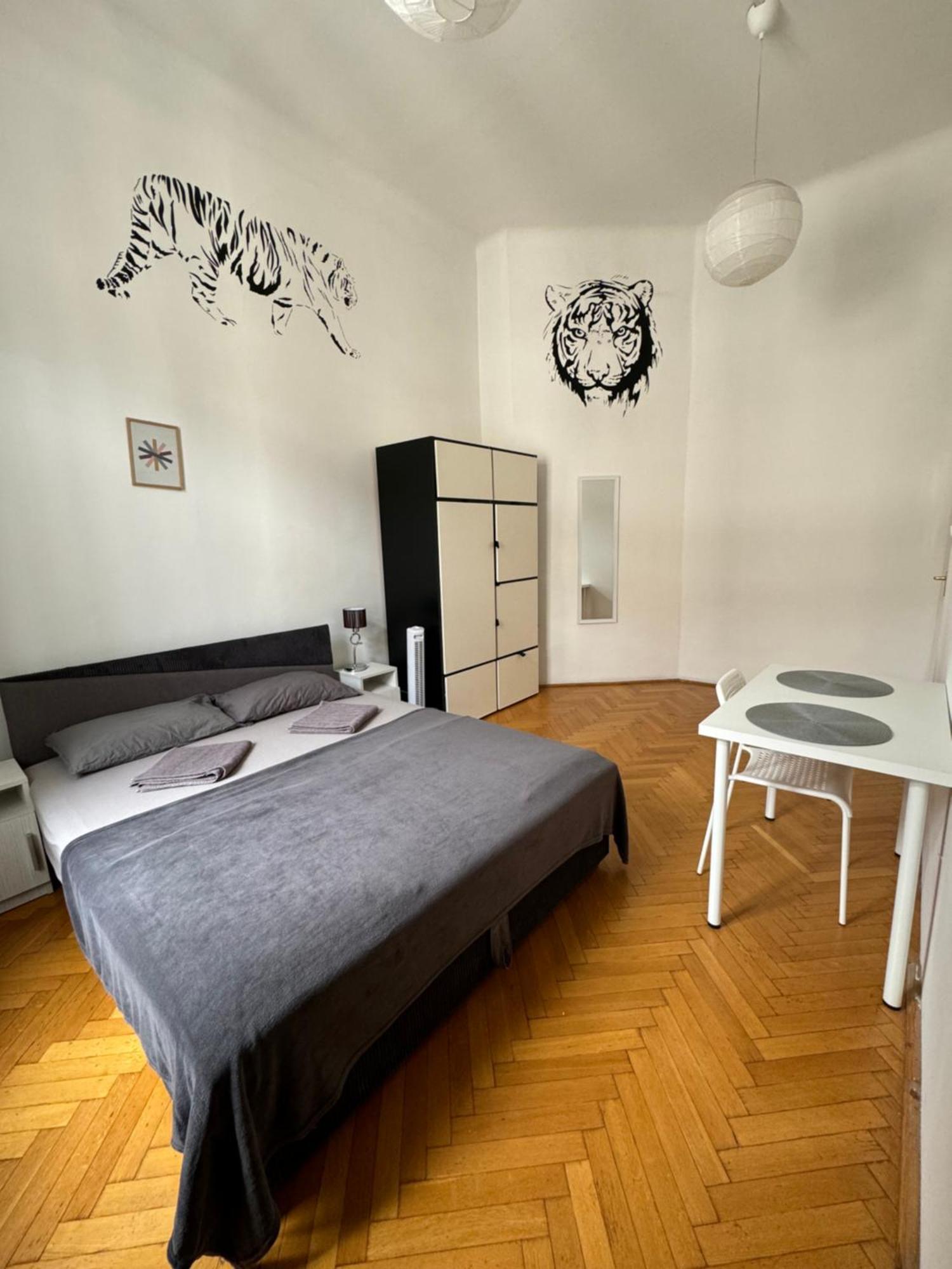 Double or Twin Room,1600224354:JPEG